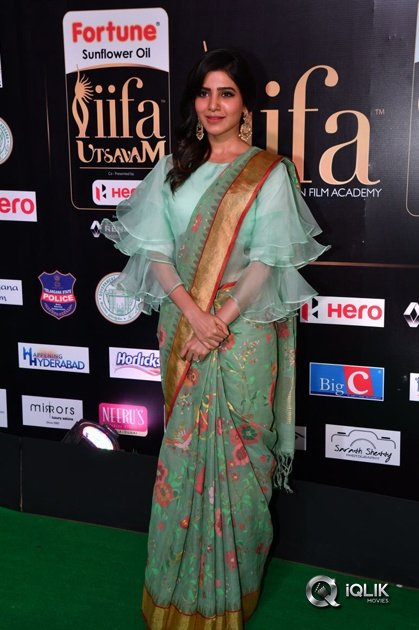 Samantha-At-IIFA-Utsavam-Awards-2017
